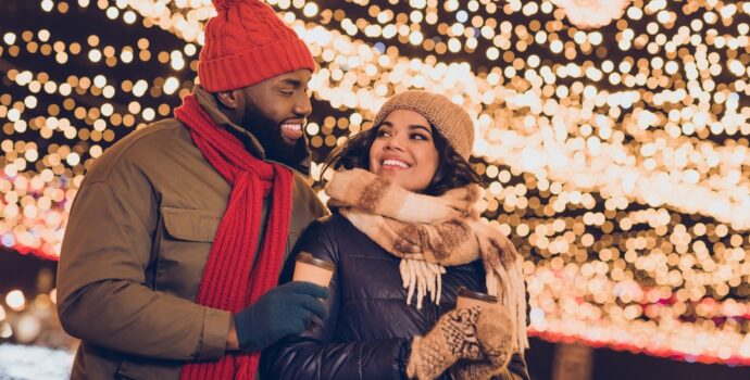 photo,of,positive,pretty,boyfriend,girlfriend,dressed,winter,season,outfits