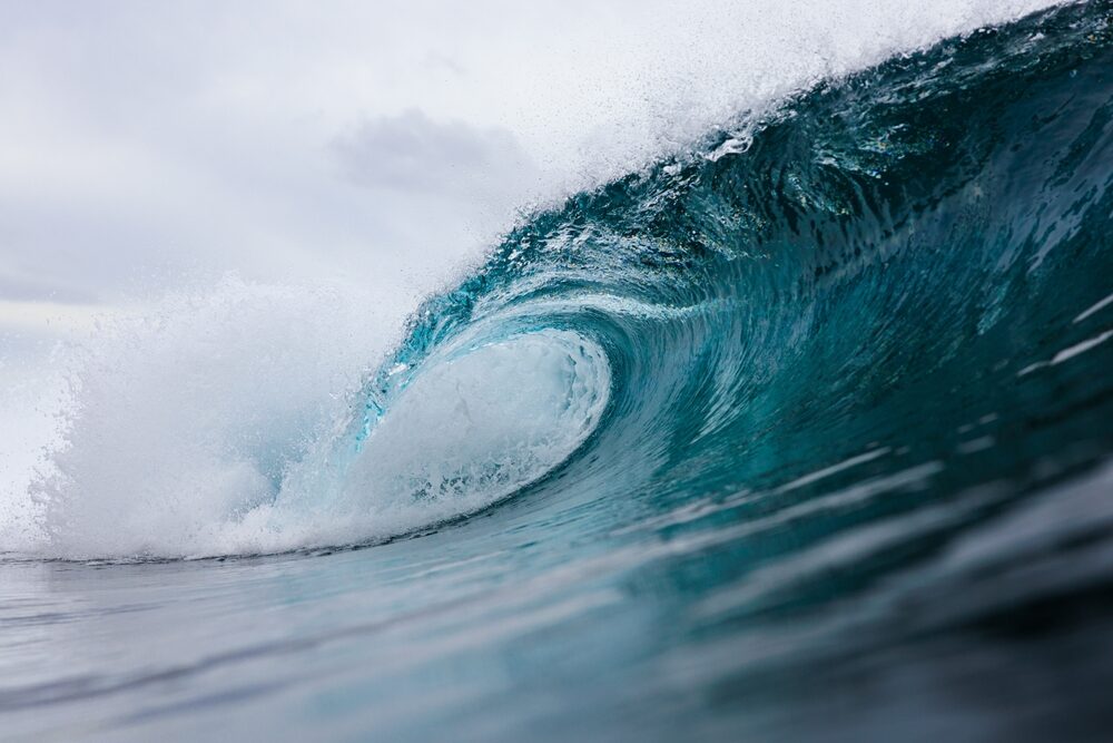 powerful,wave,breaking,in,atlantic,ocean powerful,wave,breaking,in,atlantic,ocean